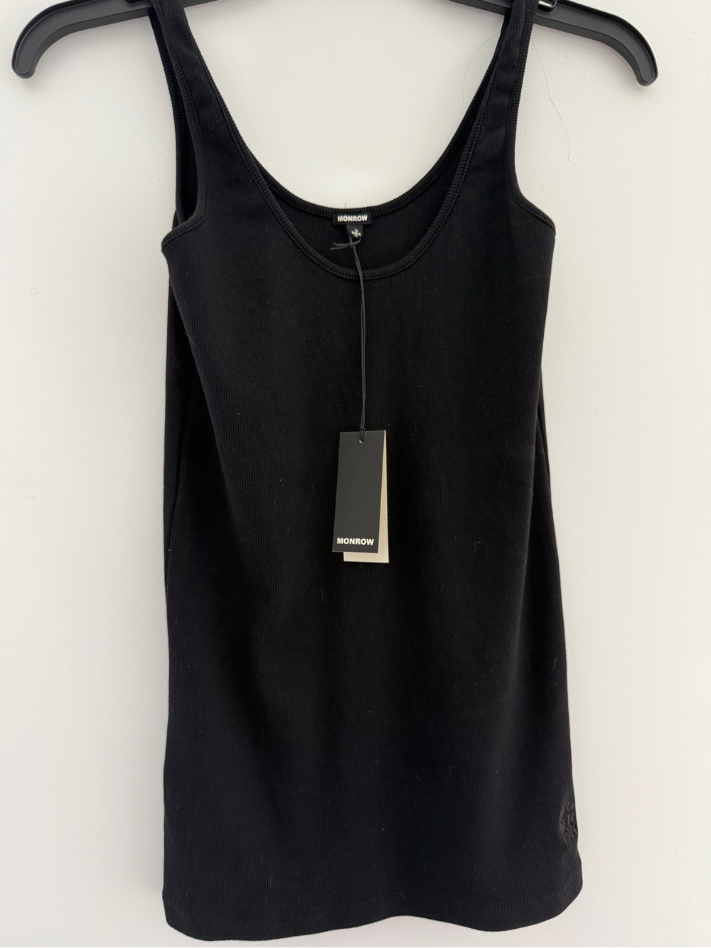 MONROW Black Ribbed Scoop Neck Tank